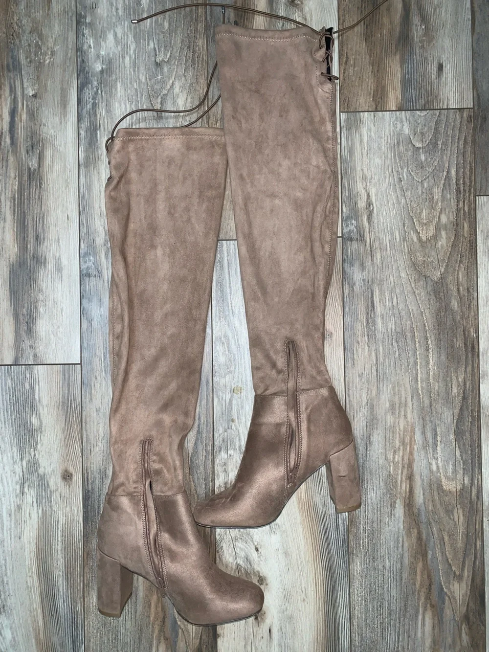 👢Over the knee Tan/Caramel Suede Boots by Chinese Laundry
